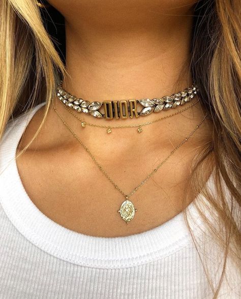 Dior Choker, Dior Necklace, Sweet Jewelry, Dope Jewelry, Dior Jewelry, Precious Jewels, Girly Accessories, Grunge Style, Lovely Jewellery