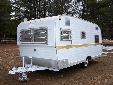 Capture00 Forester Camper, Scotty Camper, Vintage Trailers Restoration, Vintage Trailer Interior, Shasta Trailer, Porter Ranch, Camper Trailer For Sale, Camping Vintage, Airstream Trailers For Sale