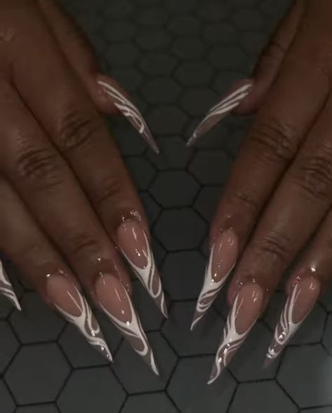 Sheer White Almond Nails, White Nails Stiletto Long, Stiletto Nail Inspo Baddie, White Stellio Nails, Nails Acrylic Sharp, Cute Stilletos Nails, Navy Blue Stiletto Nails, Pointy White Nails, Summer Witch Nails