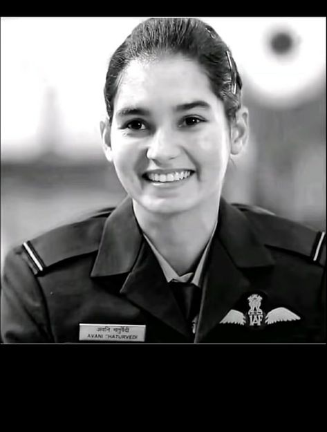 Indian first female fighter pilot Avani Chaturvedi, Female Fighter Pilot, Female Fighter, Fighter Pilot, Motorcycle Women, Movie Posters, Film Posters