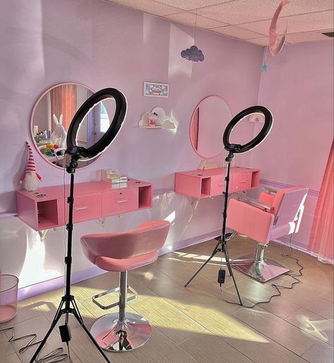 Hair Studio Ideas, Salon Room Ideas, Makeup Studio Ideas, Beauty Bar Ideas, Beauty Shop Decor, Makeup Studio Decor, Kids Salon, Nail Salon Interior, Beauty Room Salon