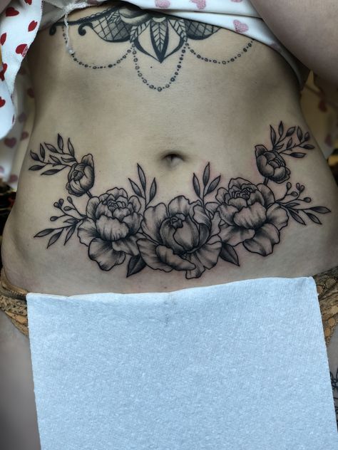 Low Abdomen Tattoo Women, Lower Stomach Tattoos For Women, Lower Belly Tattoos, Belly Button Tattoo, Lower Stomach Tattoos, Tummy Tattoo, Stomach Tattoos Women, Mastectomy Tattoo, Floral Tattoo Shoulder