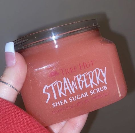 Sugar Scrub Aesthetic, Scrub Aesthetic, Strawberry Sugar Scrub, Strawberry Sugar, Perfume Lover, Tree Hut, Sugar Scrub, Skincare Products, Beauty Skin