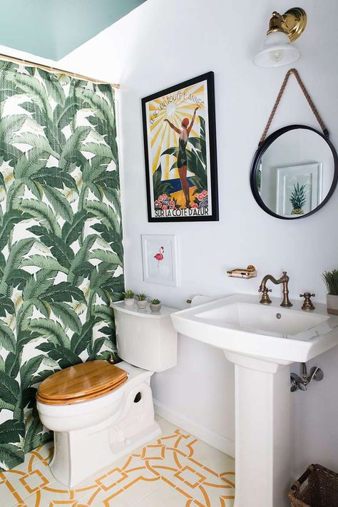 Ecclectic Bathroom, Jessica Brigham, Explorer Aesthetic, Trellis Wall Stencil, 1920s Bathroom, Jungle Bathroom, Modern Wall Stencil, Bathrooms Ideas, Tropical Bathroom