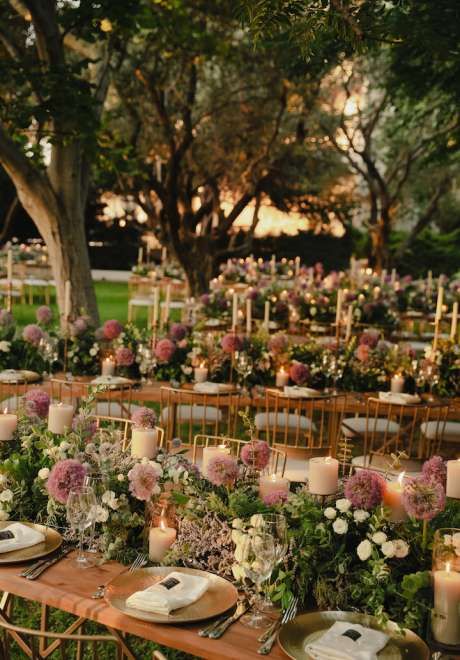 Long Outdoor Dining Table Wedding Reception, Wedding In Lebanon, Banquet Themes, White Peony Bouquet Wedding, Lebanon Wedding, Modern Outdoor Wedding, Round Wedding Tables, Wedding Table Setup, Wedding Farm