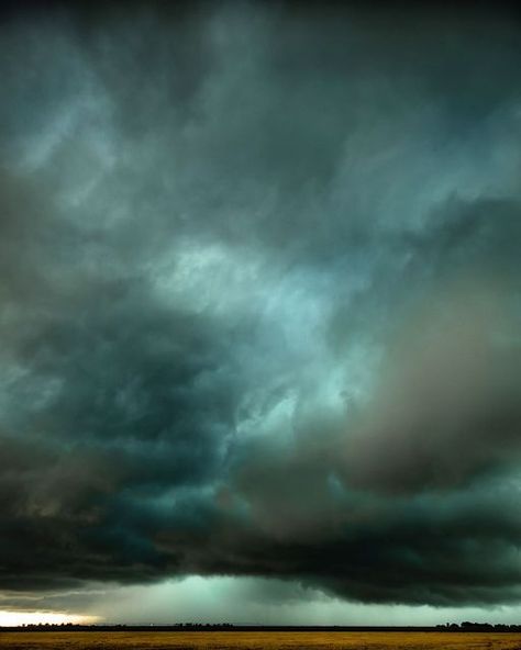 Stormy Clouds Painting, Stormy Landscape, Stormy Countryside, Sky Scapes, Finding Style, Stormy Sky Over Ocean, Tornado Alley, Dark Storm Clouds, Road Painting