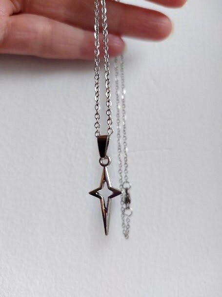 Silver star necklace