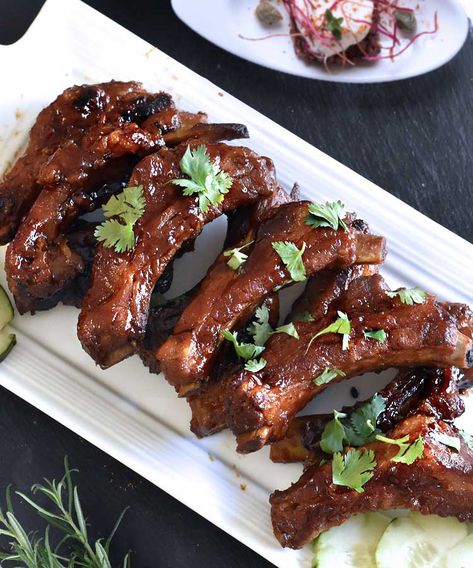 These are the sticky pork ribs that you could probably have every weekend. These Asian Pork Ribs are delicious and super easy recipe, which you could have on your own or serve to your family and friends in no time at all. Asian Pork Ribs, Sticky Pork Ribs, Pork Ribs Recipe, Ground Beef And Cabbage, Sticky Pork, Chinese Pork, Rib Recipe, Pork Spare Ribs, Asian Pork