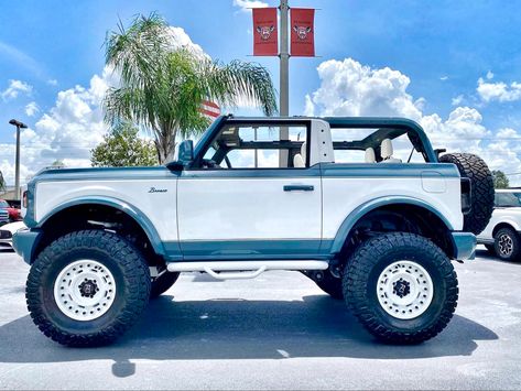 Old School vibes, custom paint, custom interior, custom grill and white out package, 6” lift with 37”tires Bronco 2023, 2023 Bronco, Car Makeover, White Bronco, Old School Vibes, Cruiser Car, Custom Grill, School Vibes, Custom Interior