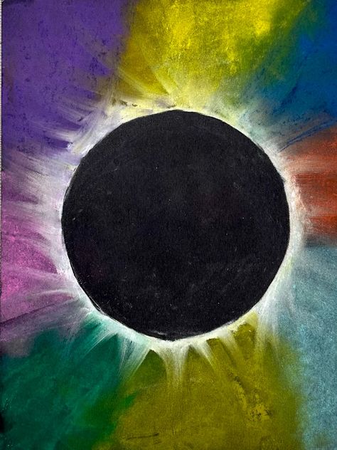 3rd grade Solar Eclipse Chalk Pastel Art | Wow Art Project Eclipse Quilt, Statue Of Liberty Drawing, Space Art Projects, Eclipses Art, Class Art Projects, Chalk Pastel Art, Space Kids, Colored Chalk, 3rd Grade Art