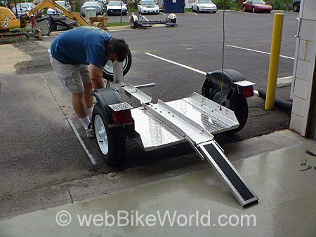 Motorcycle Trailer For Sale, Can Am Spyder Accessories, Small Motorcycles, Trailer Storage, Can Am Spyder, Motorcycle Trailer, Motorcycle Garage, Trailer Plans, Trailer Diy