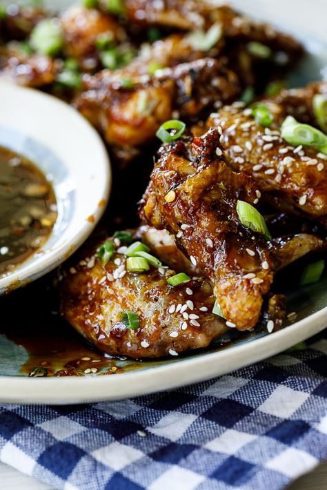 Asian baked chicken wings - Simply Delicious Baked Asian Chicken Wings, Asian Baked Chicken, Bake Chicken Wings, Asian Glaze, Crispy Oven Baked Chicken Wings, Oven Baked Chicken Wings, Asian Chicken Wings, Honey Chicken Wings, Cooking Chicken Wings