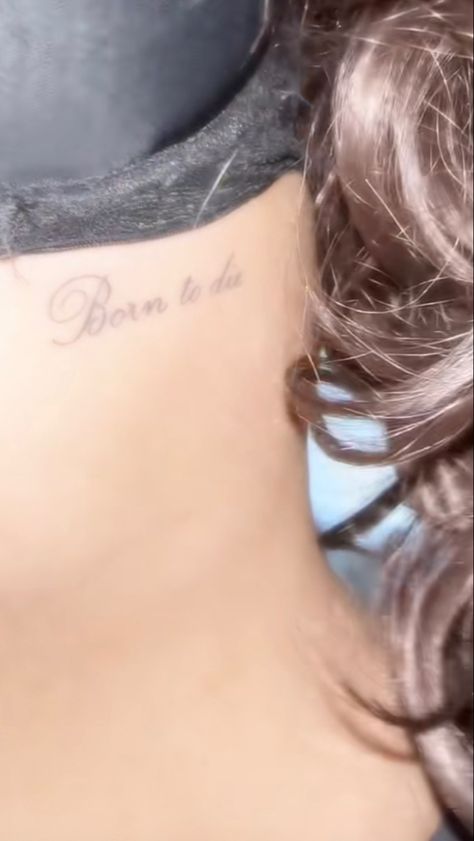 Born To Die Tattoo Lana Del Rey, Ldr Tattoo, Born To Die Tattoo, Lana Del Rey Tattoos, Doe Tattoo, Bonnie Bennett, My Tattoos, Pretty Tattoos, Tattoo Inspo