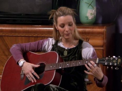 Phoebe Buffay Friends Christmas Episode, Jessica Hecht, Friends 1994, Lisa Kudrow, Christmas Episodes, Happy Christmas Eve, Smelly Cat, Ross Geller, Friends Tv Series