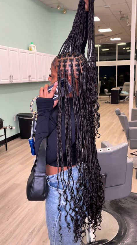 Small Small Knotless Braids, Cute Small Knotless Braids, Braids Hairstyles With Curls At The End, Cute Hairstyles With Braids And Curls, Small Knotless Box Braids Long With Beads, Small Knotless Box Braids Long Curls, Long Knotless With Curls At The End, Smeduim Knotless Braids, Medium Parts Knotless Braids