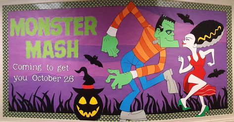 Monster Mash bulletin board Monster Mash Dance Ideas, Monster Mash Door Decoration, Monster Mash Bulletin Board, Monster Mash Decorations, Monster Bulletin Boards, Halloween Mural, Halloween Library, Halloween Classroom Door, Halloween Bulletin Boards