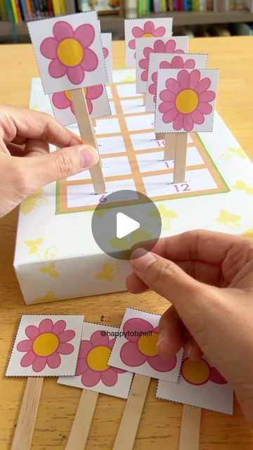 Fynn Sor | Happy Tot Shelf on Instagram: "Get these FREE Counting Flowers printables to work on number recognition and counting. 🌸  ⭐️ There are two versions available: 👉🏻 For toddlers (2-3 year olds), this printable is designed to practise number recognition. Count as you plant each flower to work on counting too! 👉🏻 For our preschoolers (4-5 years old), practise 1 to 1 correspondence counting by counting the number of petals on each flower  🌸 Comment FLOWERS and I will send you the link to download this set of Counting Flowers printables. 😉 . . #learningisfun #handsonlearning #kidsactivities #preschoolactivities #toddleractivities #printable #earlylearning #preschoolmath" Numbers Recognition Activities, Numeracy Activities For Toddlers, Numeracy Activities Preschool, Flower Math, Numeracy Activities, Child Activities, Ordinal Numbers, Kindergarten Math Games, Number Activities