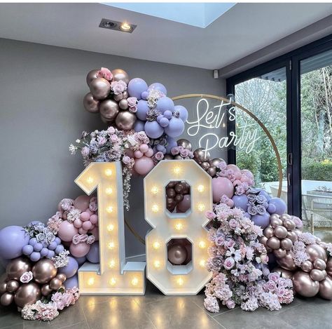 Big Birthday Party Decorations, Pastel 18th Birthday Theme, 15 Balloon Decorations, 18th Birthday Party Backdrop Ideas, 18tj Birthday Party Ideas, 18th Birthday Venue Ideas, 18ty Birthday Ideas, Decoration For 18th Birthday Girl, 18th Party Decor