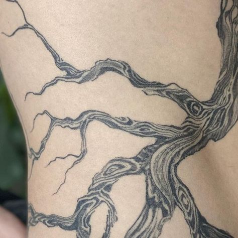 Madrone Tree Tattoo, Tree Branch Chest Tattoo, Full Back Tree Tattoo Women, Dark Green Tattoo Ink, Tree Arm Tattoo Woman, Resurrection Fern Tattoo, Live Oak Tattoo, Bare Tree Tattoo, Eucalyptus Tree Tattoo