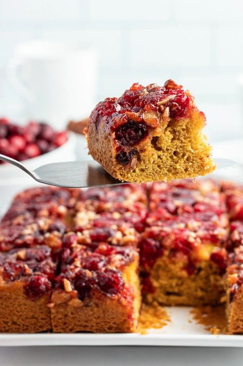 Pumpkin Upside Down Cake, Cranberry Upside Down Cake, Cranberry Pumpkin, Upside Down Cake Recipe, Fall Cake Recipes, Cranberry Dessert, Cranberry Relish, Pumpkin Cranberry, Nutritional Information