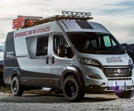 The Fiat Ducato 4x4 Expedition Camper van has incorporated into its design all of the features you would require and so much more. Iveco Daily 4x4, Ducato Camper, Kangoo Camper, 4x4 Camper Van, Best Campervan, Alternative Housing, Adventure Campers, Sprinter Camper, 4x4 Van