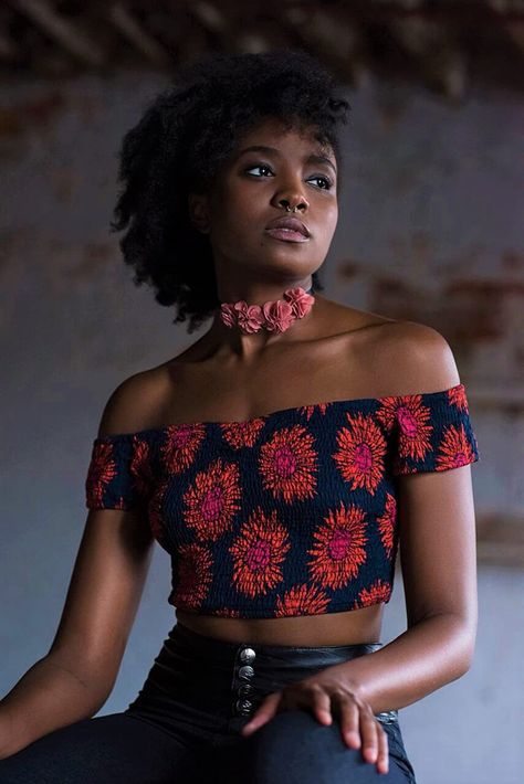 KiKi Layne Ini Dima Okojie, Style 4c Hair, Kiki Layne, Nancy Isime, The Old Guard, Old Guard, Black Actors, Classic Coats, Film Review