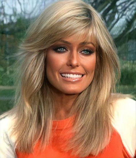 Farah Faucet Hair, 70s Farrah Fawcett Hair, Fara Fawcett Hair, Modern Farrah Fawcett Hair, 70s Feathered Hair, Farrah Fawcett 70s, Farrah Fawcett Hair, Farah Fawcett Hair, Fawcett Hair