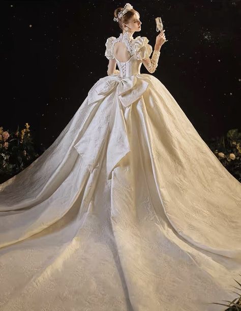 Victorian Wedding Dress 19th Century, Big Princess Wedding Dresses, Barbie Icon, Fairytale Wedding Gown, Hijabi Wedding, Victorian Wedding Dress, Big Wedding Dresses, Bling Wedding Dress, Princess Prom Dresses