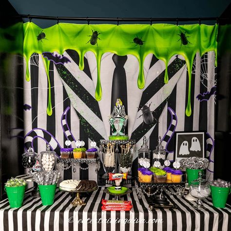 Beetlejuice Backdrop Ideas, Beetlejuice Table Decor, Beetlejuice Party Games, Beetlejuice Cubicle Decorations, Halloween Beetlejuice Decorations, Tim Burton Halloween Party, Beetlejuice Backdrop, Beetlejuice Movie Night, Beetlejuice Party Decorations