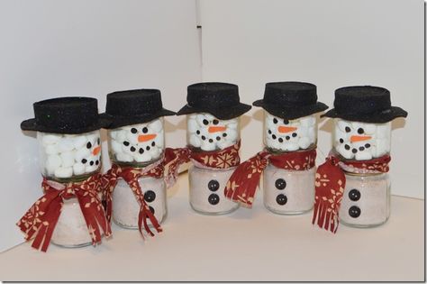 DSC_0019 Hot Cocoa Snowman, Baby Jar Crafts, Baby Food Jars Diy, Baby Jars, Baby Food Jar Crafts, Baby Food Jars, Snowman Gifts, Geek Decor, Easy Christmas Gifts