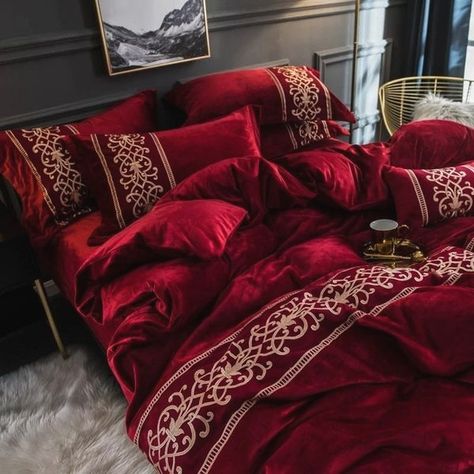 Embroidery Bedding, Flannel Duvet Cover, Embroidered Bedding, Luxury Winter, Pink Winter, Cover Bed, Home Catalogue, Duvet Bedding Sets, Plush Pattern