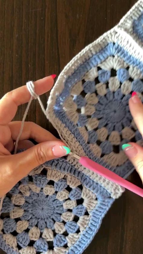 Granny Square adding in 2022 | Crochet fashion patterns, Crochet tutorial, Easy crochet stitches