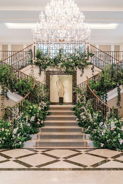 Fairytale wedding in an Irish castle in County Limerick Castle Wedding Aesthetic, Awesome Wedding Ideas, Adare Manor, Wedding Castle, Forest Green Dresses, Irish Castles, Cathedral Length Veil, Irish Princess, Fairytale Castle