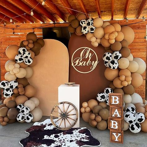 Cowboy Baby Shower Theme, Cow Baby Shower Theme, Rodeo Baby Shower, Rodeo Birthday Parties, Cowgirl Baby Showers, Cowboy Theme Party, Balloons Arch, Cow Baby Showers, Country Baby Shower