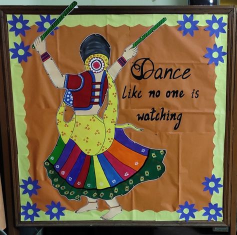 Navratri board decoration Navratri Decorations In School, Navratri Bulletin Board Ideas School, Board Decoration For Navratri, Navratri School Decoration, Dandiya Decoration Ideas For School, Navratri Board Decoration Ideas, Navratri Chart For School, Navratri Soft Board Decoration, Navratri Bulletin Board Ideas