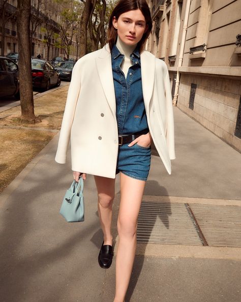 Embrace the art of being a flâneur before winter arrives—a true Parisian pastime. A simple ensemble of crisp white and blue, accented with touches of celadon and denim, is all you need to wander the streets in effortless style. Collection: #LongchampTeamSpirit Bag: #LongchampLeRoseau Ready-to-wear: @longchamp Photographer: @anthonyseklaoui Model: @lindseylenoard Stylist: @sagliogeraldine Hair: @olivierschawalder Make-up: @petros_petrohilos #longchamp #longchampbag #longchampleroseau #oo... Longchamp Bag, The Streets, Effortless Style, Right Now, Ready To Wear, Make Up, Photographer, Hair, How To Wear