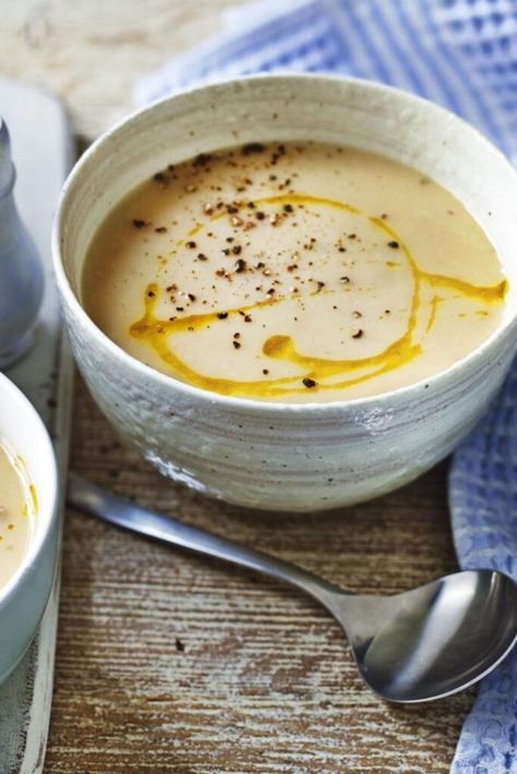 Jamie Oliver Parsnip And Apple Soup Curried Parsnip Soup, Parsnip And Apple Soup, Apple Soup Recipes, Parsnip Recipes, Parsnip Soup, Apple Soup, Bbc Food, Cooked Apples, Winter Soups