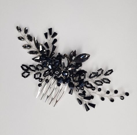 Black Flower Hair Piece, Black Wedding Hair Pieces, Gothic Wedding Hair Accessories, Black Hair Piece, Black Hair Pieces, Gothic Hair Accessories, Black Wedding Hairstyles, Diy Hair Accessories Ribbon, Gothic Hairstyles