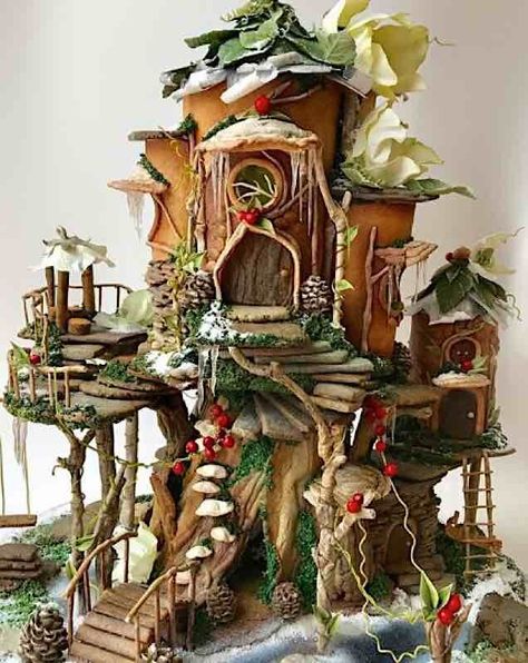 Sunday Sweets: Holly Jolly Gingerbread Houses — Cake Wrecks Gingerbread Competition, Candy Trees, Make A Gingerbread House, Fairy Tree Houses, Cake Wrecks, Fairy House Diy, Fairy Garden Crafts, Gingerbread House Decorations, House Cake