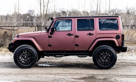 This is a ROSE GOLD jeep Rose Gold Jeep Wrangler, Gold Jeep Wrangler, Rose Gold Jeep, Overland Suv, My Grown Up Christmas List, Rose Gold Car, Jeep Wrangler Interior, Suzuki Sierra, Grown Up Christmas List