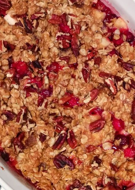 Cranberry Apple Recipes, Cranberry Recipes Dessert, Apple Casserole, Apple Cranberry Salad, Apple Cranberry Crisp, Cranberry Baking, Traditional Thanksgiving Recipes, Casserole Side Dishes, Apple Dishes