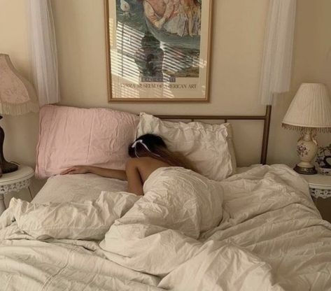 Estilo Madison Beer, Rest And Relaxation, Bedroom Inspo, My New Room, House Inspo, New Room, Dream Room, Room Inspo, Home Interior