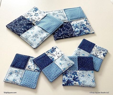 How to Make Easy Four-Fold Coasters and Potholders - Tulip Square ~ Patterns for useful quilted goods Quilted Potholder Pattern, Holiday Quilt Patterns, Making Coasters, Easy Quilting Design, Quilted Placemat Patterns, Free Applique Patterns, Quilted Coasters, Mug Rug Patterns, Quilted Potholders