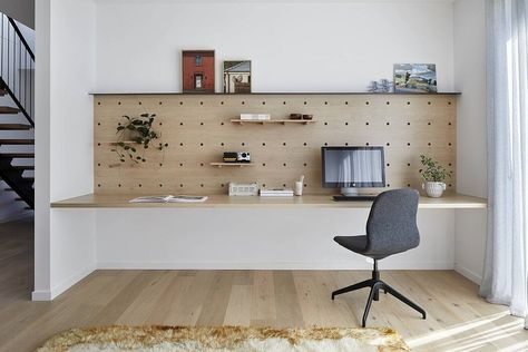 Office Ideas Workspaces, Small Home Office Ideas Workspaces, Scandinavian Workspace, Small Home Office Ideas, Contemporary Townhouse, Bedroom Workspace, Clad Home, Scandinavian Style Home, Study Nook