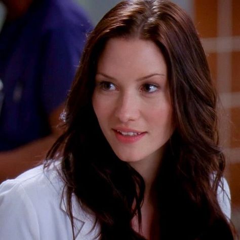 Lexi Grey, Grey's Anatomy Doctors, Greys Anatomy Characters, Lexie Grey, Chyler Leigh, Gray Aesthetic, Badass Women, Grey Hair, Greys Anatomy