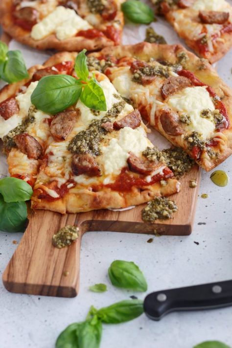 Sausage Flatbread Pizza | Chef Elizabeth Reese Flat Bread Wraps, Sausage Flatbread, Greek Flatbread, Mediterranean Flatbread, Garlic Flatbread, Bunco Ideas, Flatbread Pizza Recipes, Sausage Sandwiches, Naan Pizza