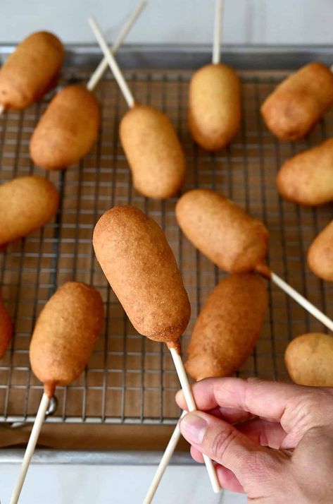 This Easy Mini Corn Dogs recipe is made with a classic cornmeal batter, made with just a handful of fridge and pantry staples, and the result is a light, fluffy and oh-so-crispy coating. Stash any leftovers in the freezer for the ultimate quick-fix snack! #justatasterecipes Homemade Mini Corn Dogs, Corn Dogs Recipe, Homemade Corn Dogs, Homemade Corndogs, Store Bought Snack, Mini Corn Dogs, Corndog Recipe, Corn Dogs, Pantry Staples