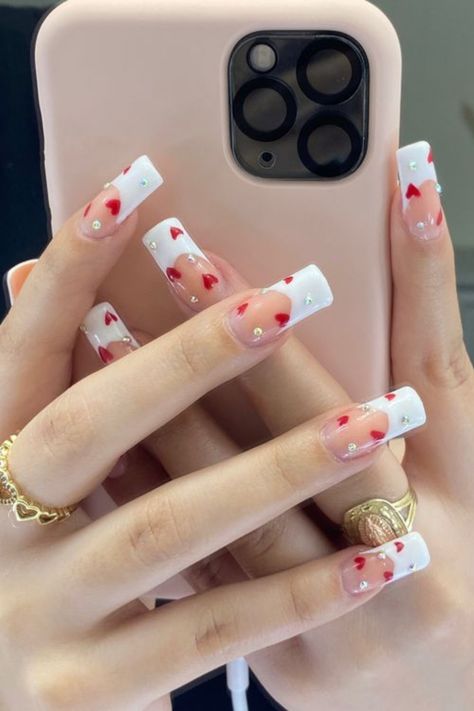 Birthday Nails With Hearts, Nail Designs With Diamonds Rhinestones, French Tip Valentines Day Nails Square, French Manicure With Hearts, Birthday Nails French Tip, Valentines French Tip Nails, French Tip Nails With Hearts, San Valentine Nails, French Tip With Hearts