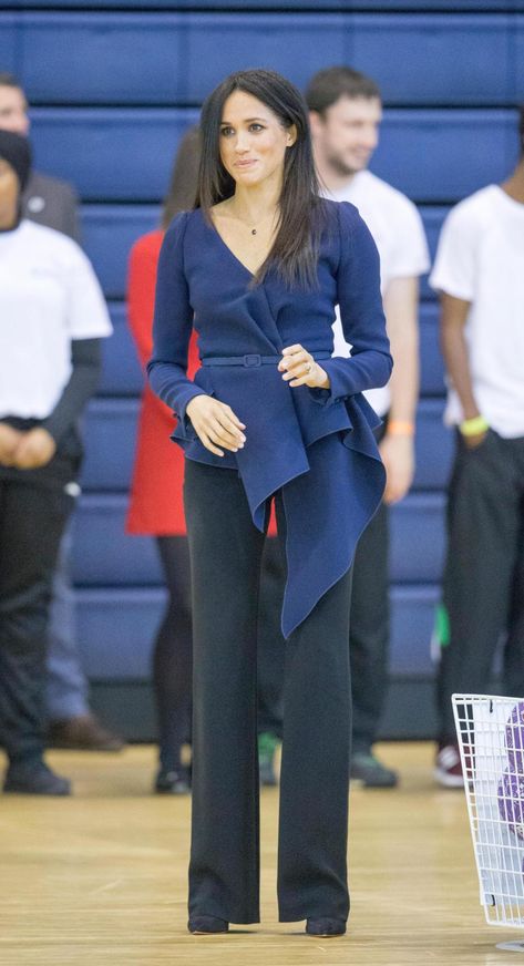 Meghan paired blue and black - but it worked Navy Blue Blouse Outfit, Blue Blouse Outfit, Meghan Style, Loafers Outfits, Court Outfit, Navy Blue Outfit, Meghan Markle Outfits, Royal Blue Blouse, Meghan Markle Style