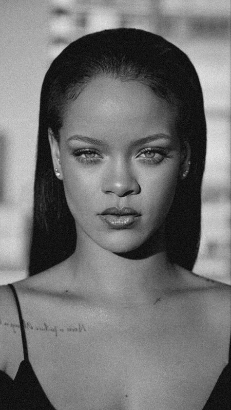 Tumblr Thoughts, Rihanna Face, Rihanna Tattoo, Rihanna Looks, Rihanna Photos, Rihanna Riri, Rihanna Style, Bad Gal, Face Photography